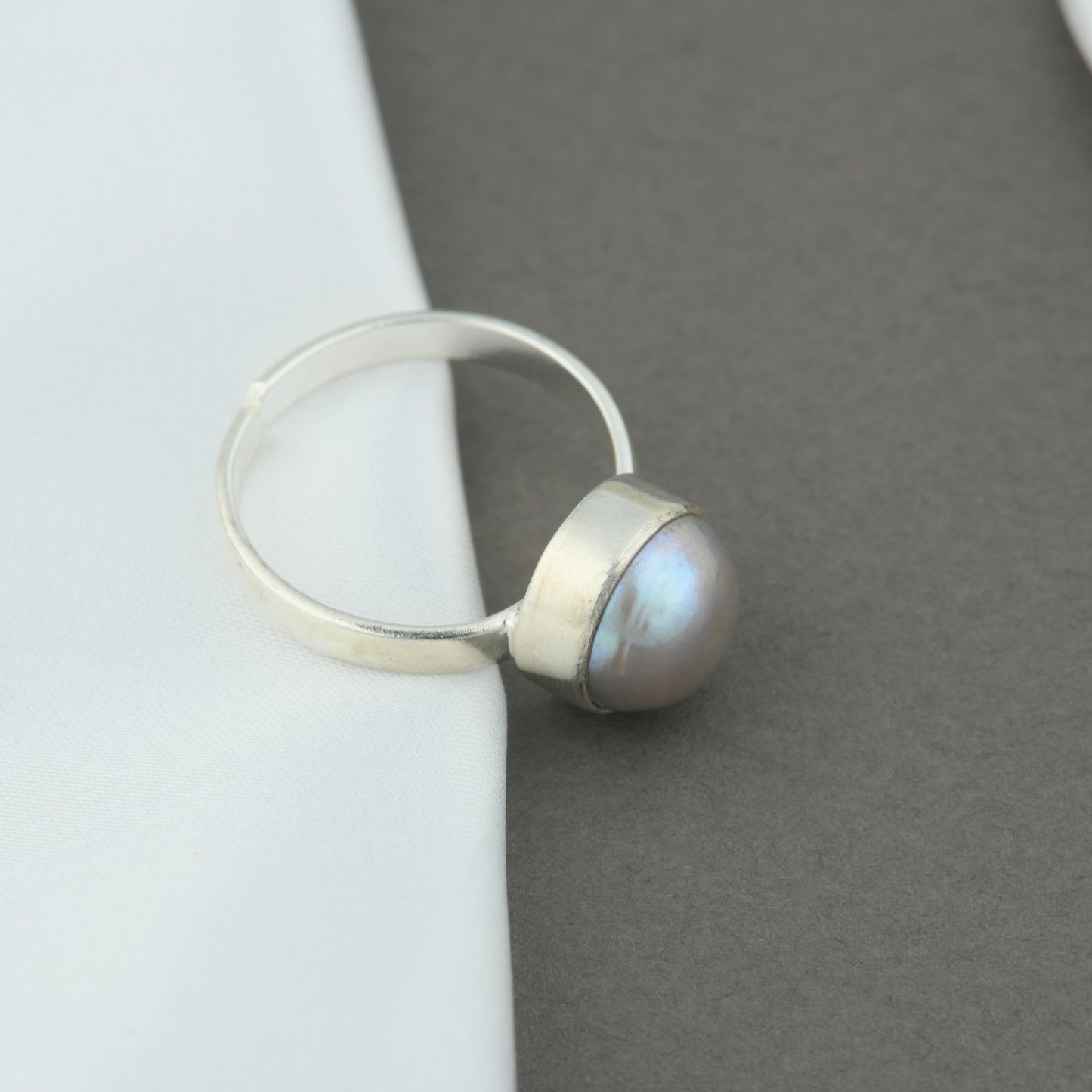 Twilight Grey Pearl Ring For Men and Women