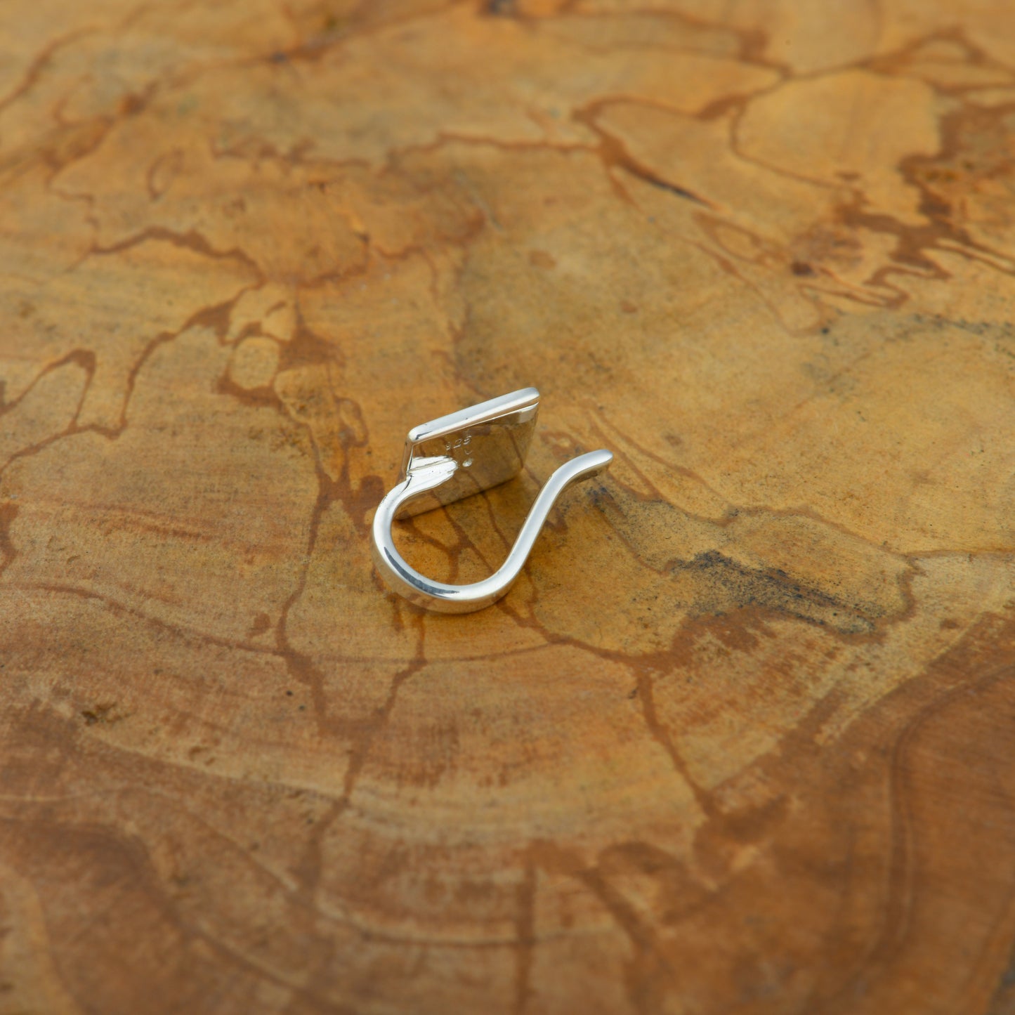 Checkmate Silver Clip-On Nose Pin