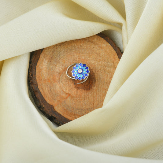 Sunflower Spark Meena Silver Nose Pin