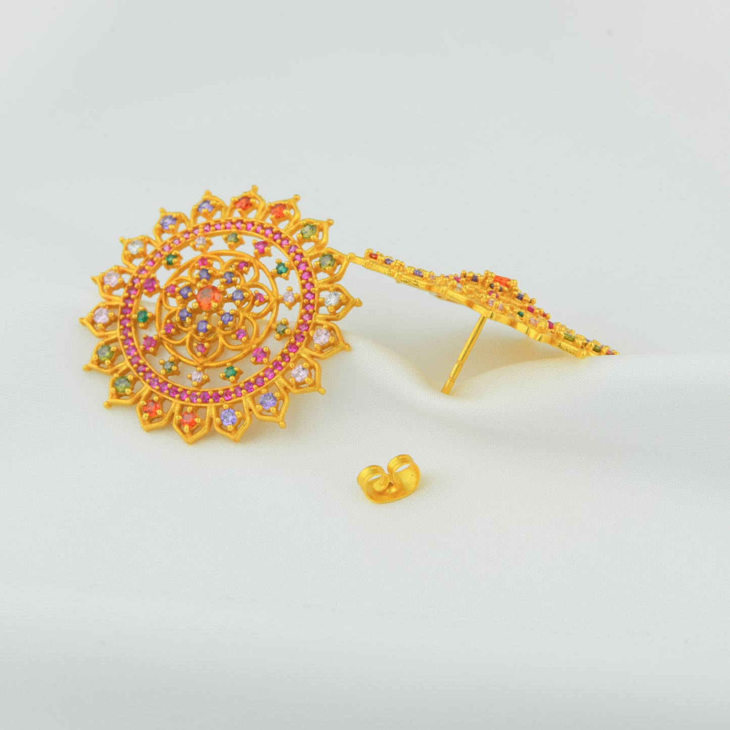 Heera Panna Regal Studs