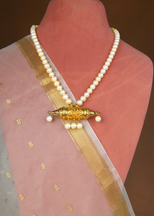 Antique Taweez Style Pendant in Pearl Chain