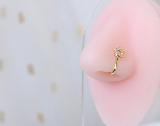 Gold Plated Silver Star Clip on Nose Pin
