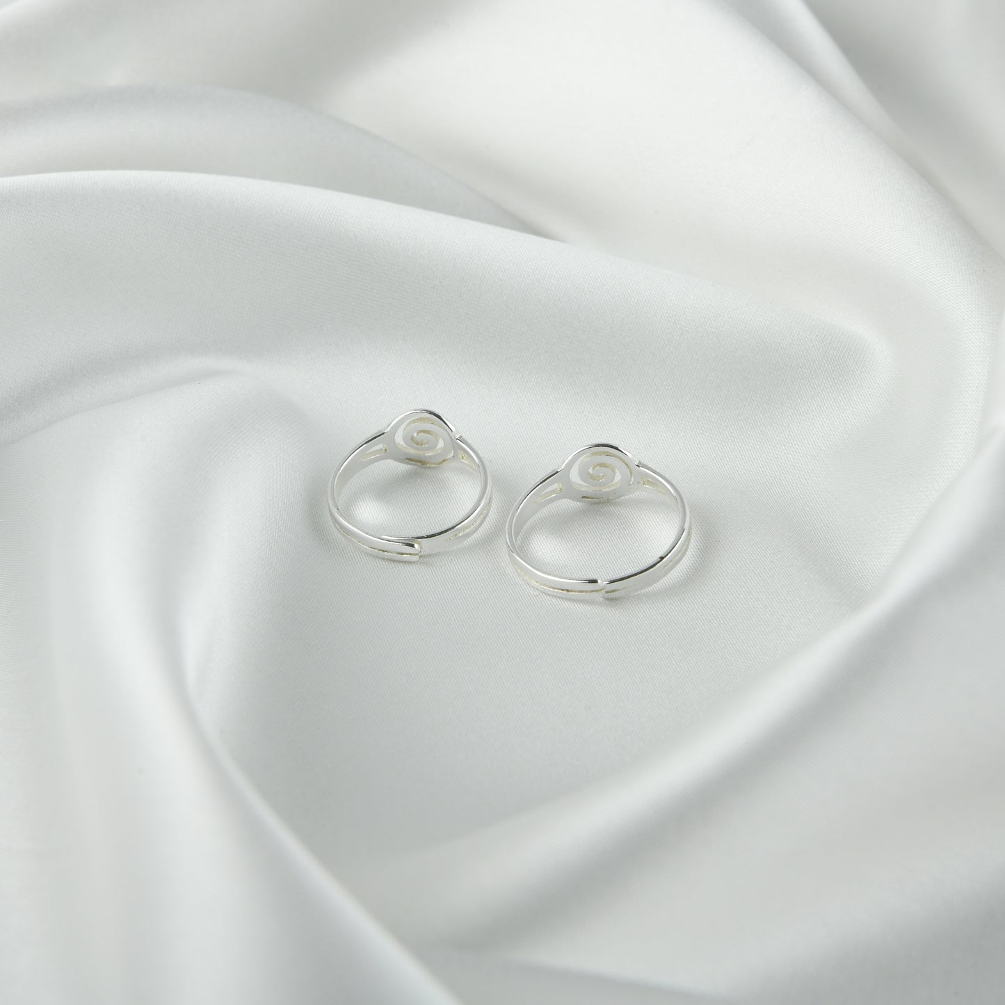 Orbit Silver Toe Rings
