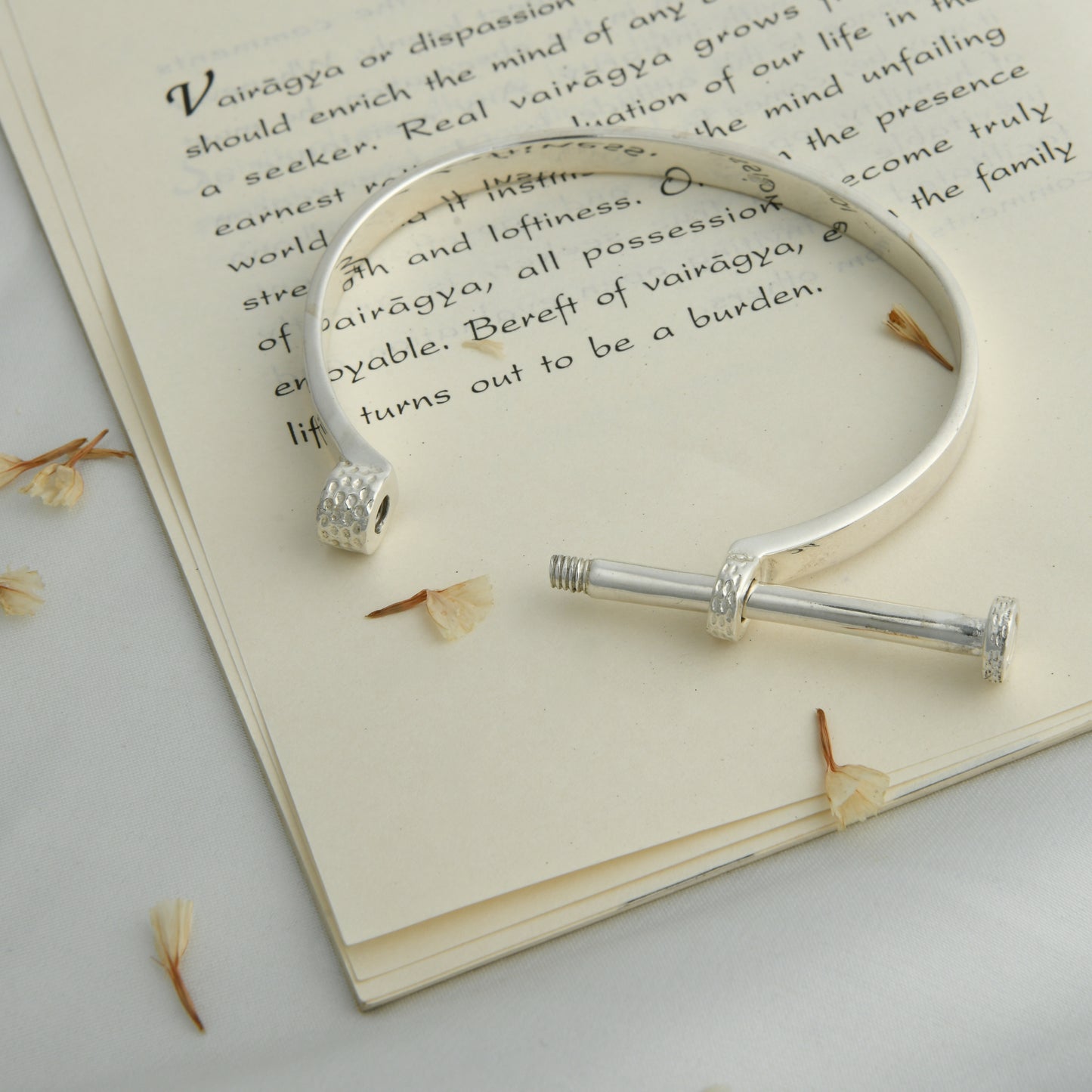 Rustic Men Silver Kada