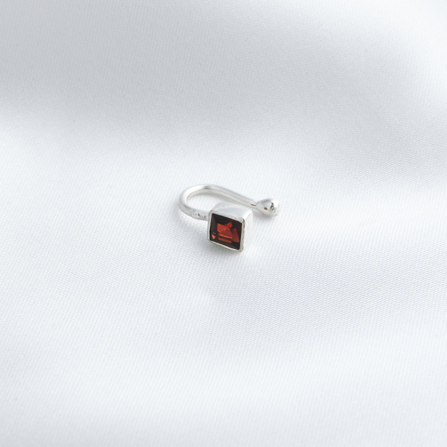 Natural Garnet Square Silver Nose Pin
