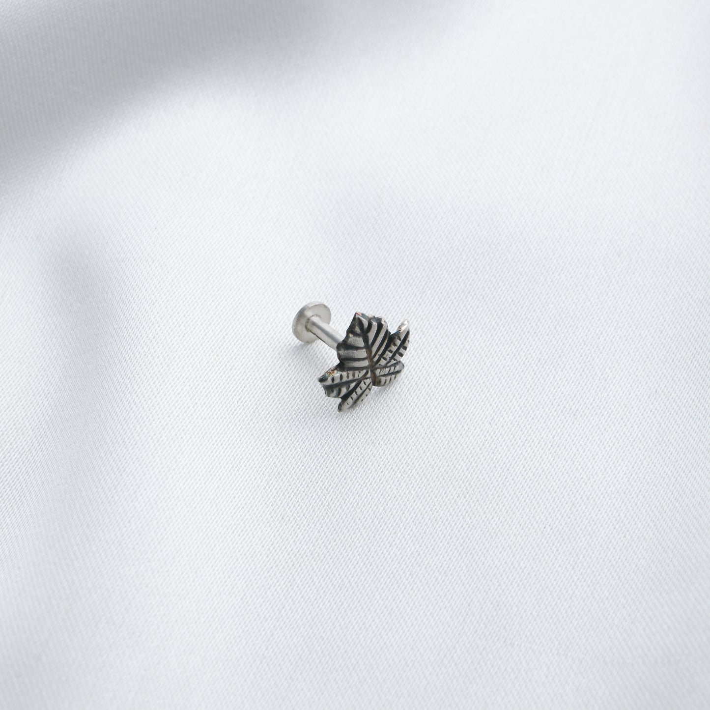 Kashmiri Chinar Oxidised Silver Nose Pin