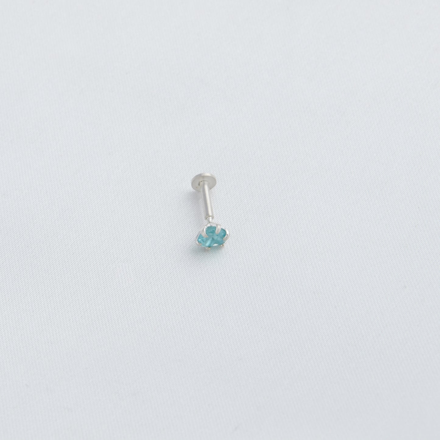 Natural Apatite Silver Nose Pin