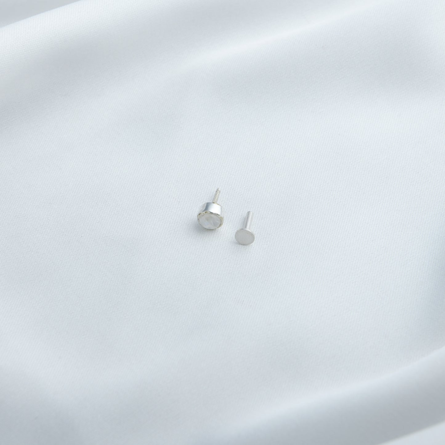 Natural Moonstone Nose Pin