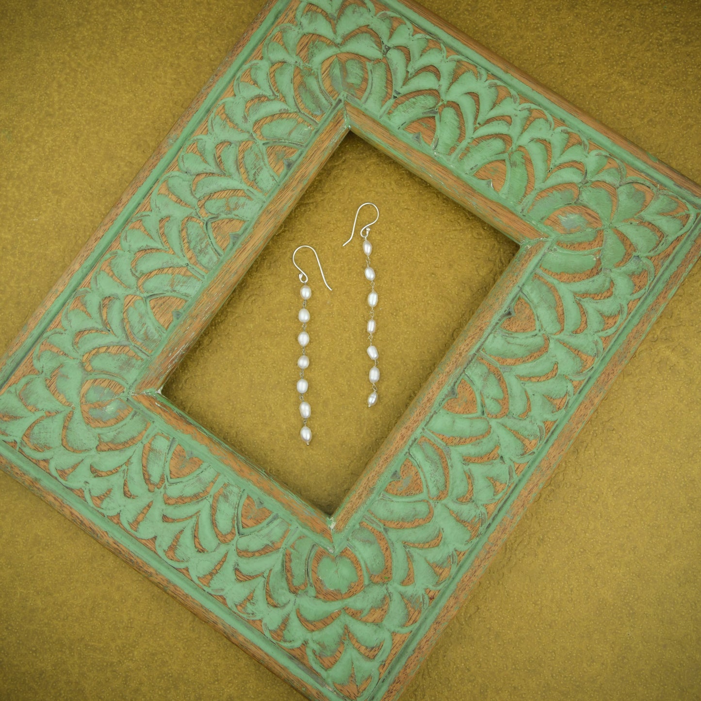 Delicate Rice Pearl Necklace Set