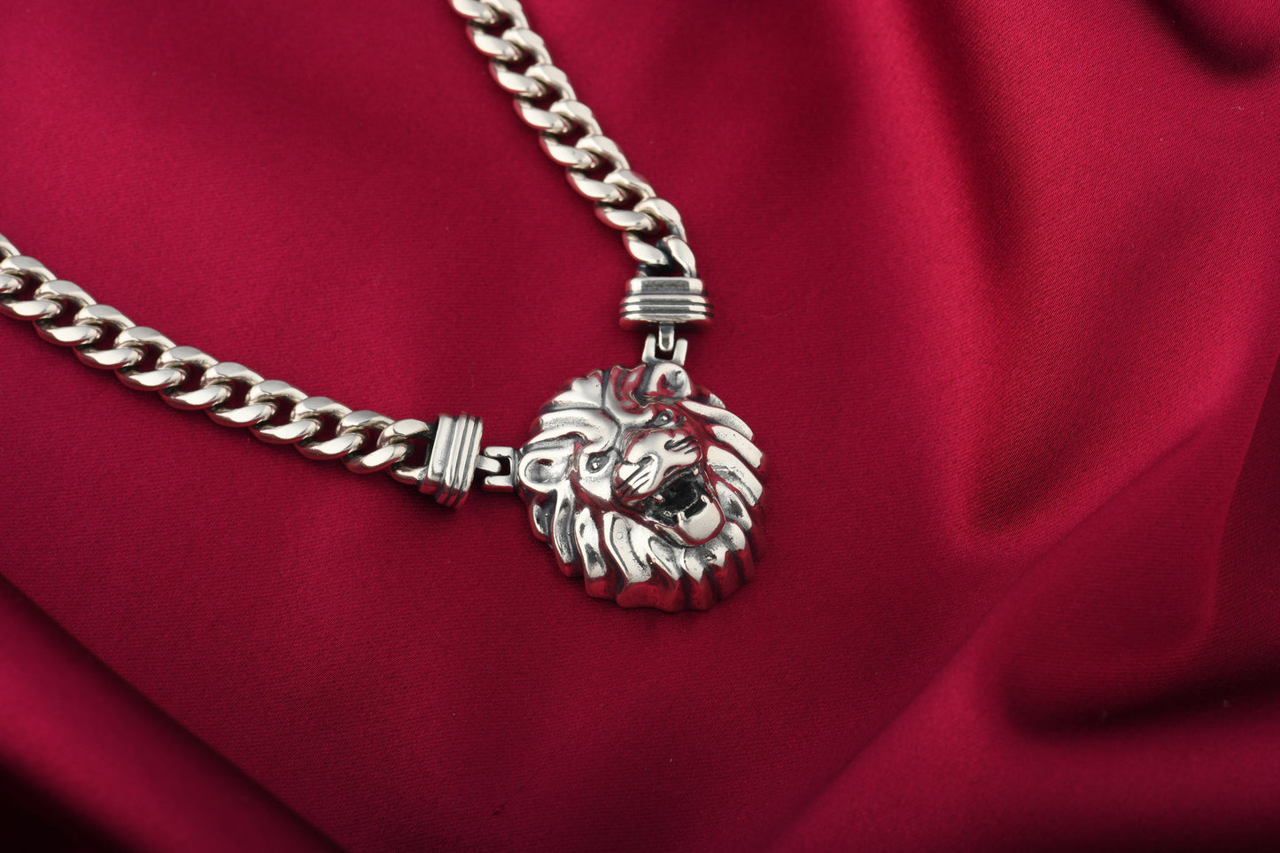 'Leo' Lion Pendant Silver Chain