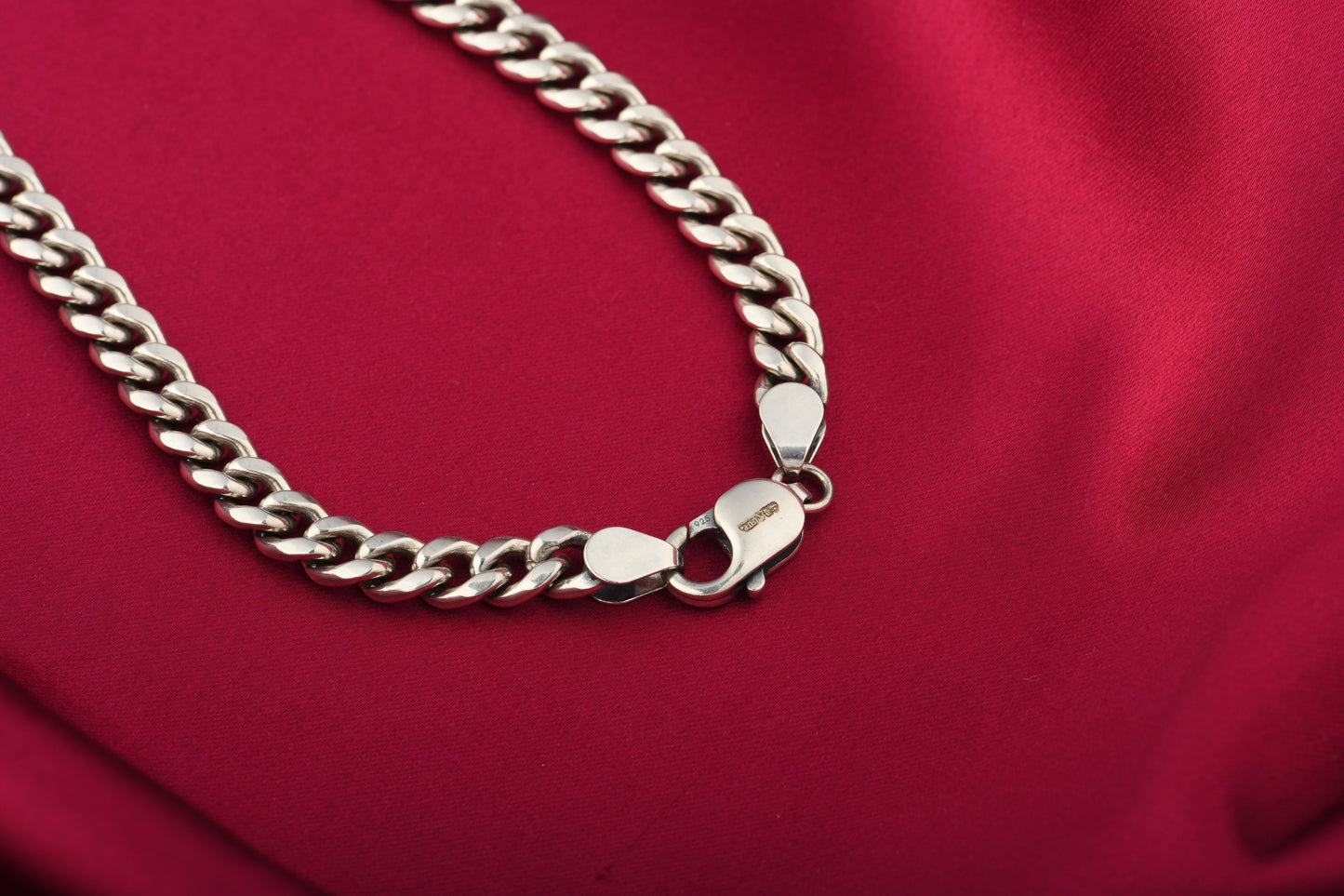 'Leo' Lion Pendant Silver Chain