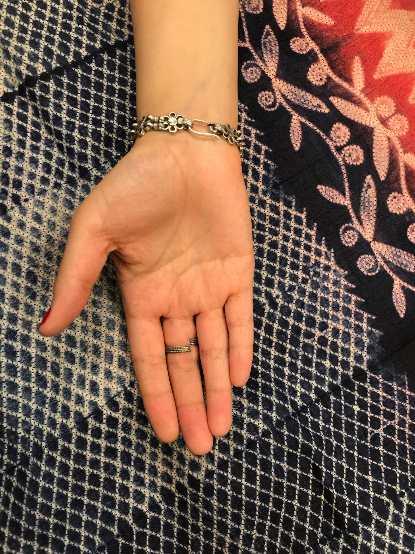 Floral Silver Haathphool