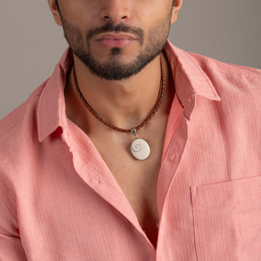 Gomati Chakra And Silver Pendant