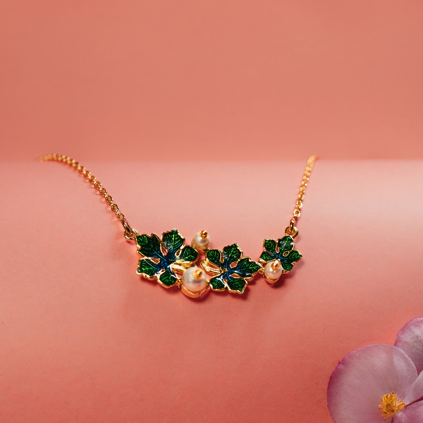 Leaf Elegance Necklace