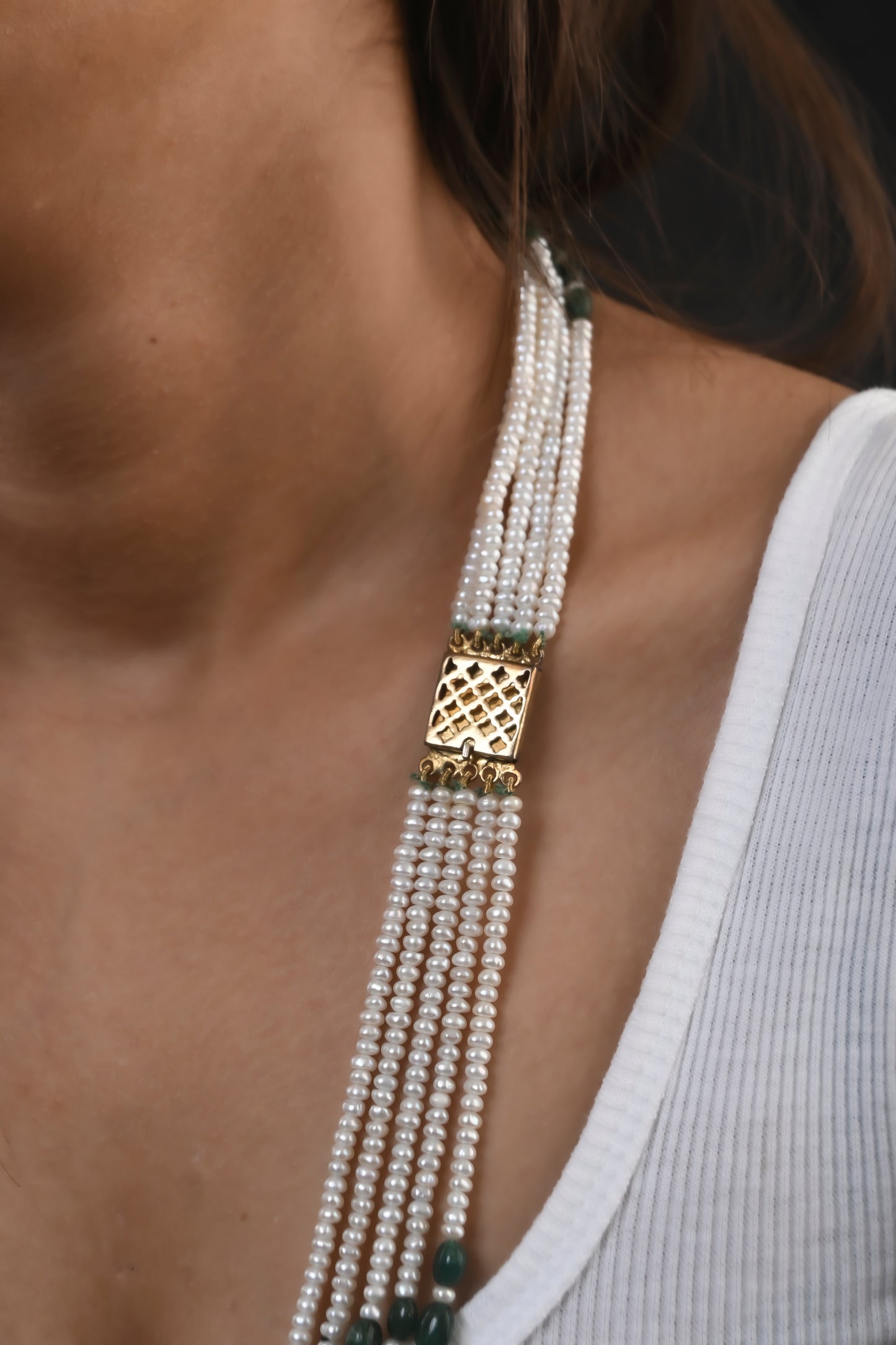 Moss Green Quartz and Freshwater Pearls Multilayered Necklace