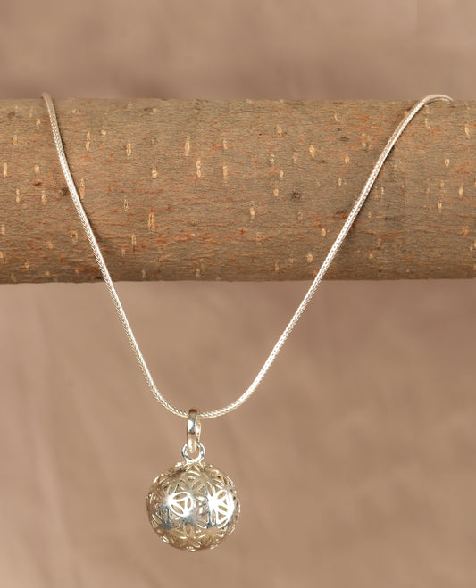 Silver Arabian Jali Pendant