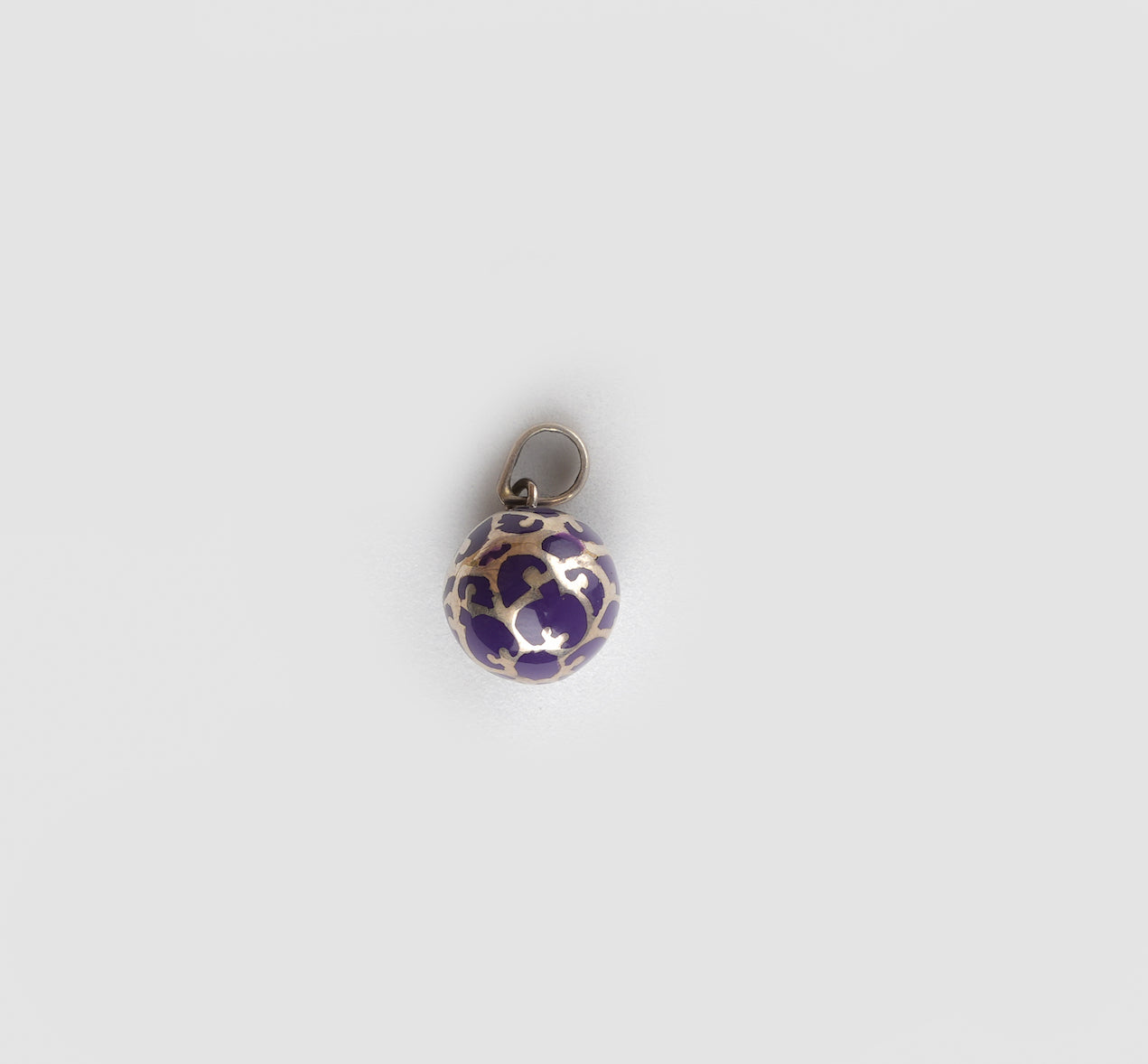 Silver Arabian Ball Pendant