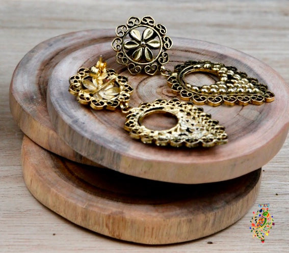 Filigree in Gold Earrings
