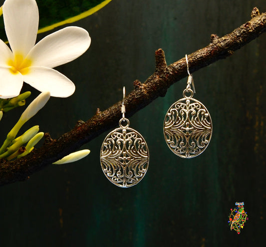 Silver Oval Filigree Earrings