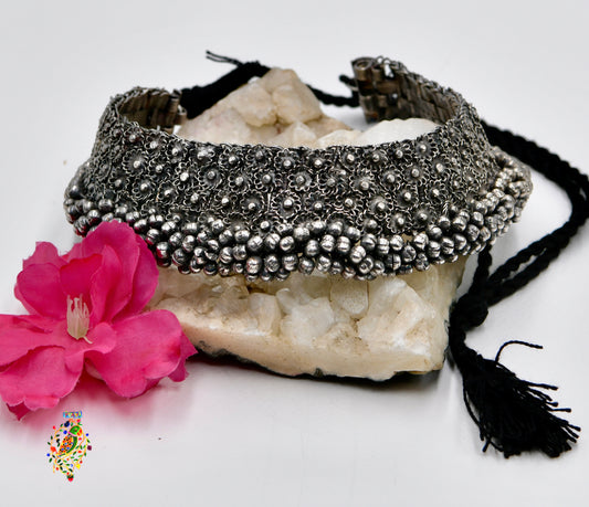 Silver Flower Engraved Choker
