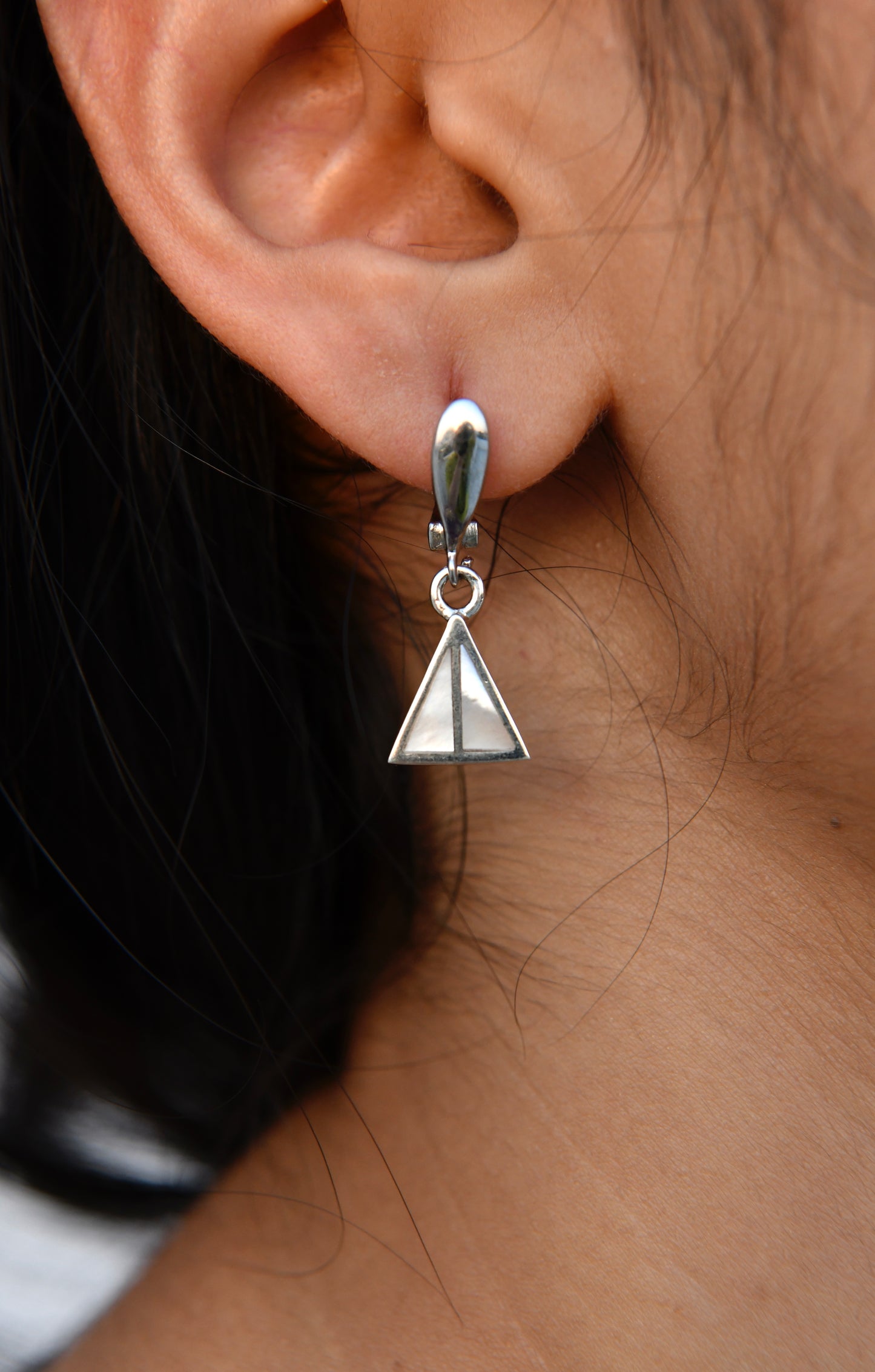 Mother-of-Pearl Pyramid Drops II