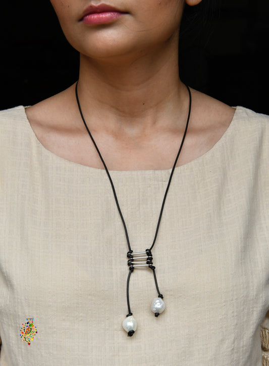 Pearl Affair Necklace