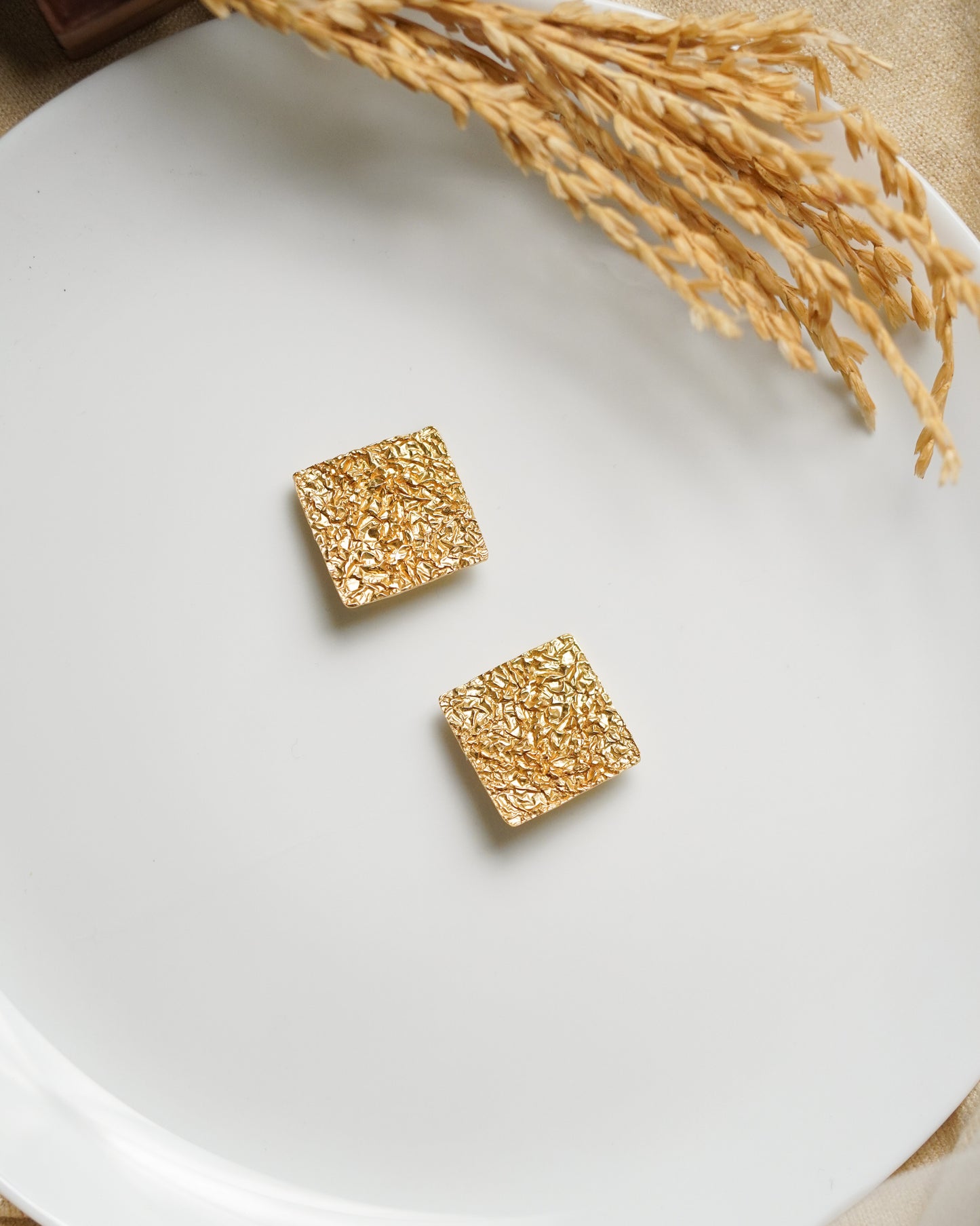 Gold Intrigue Earrings