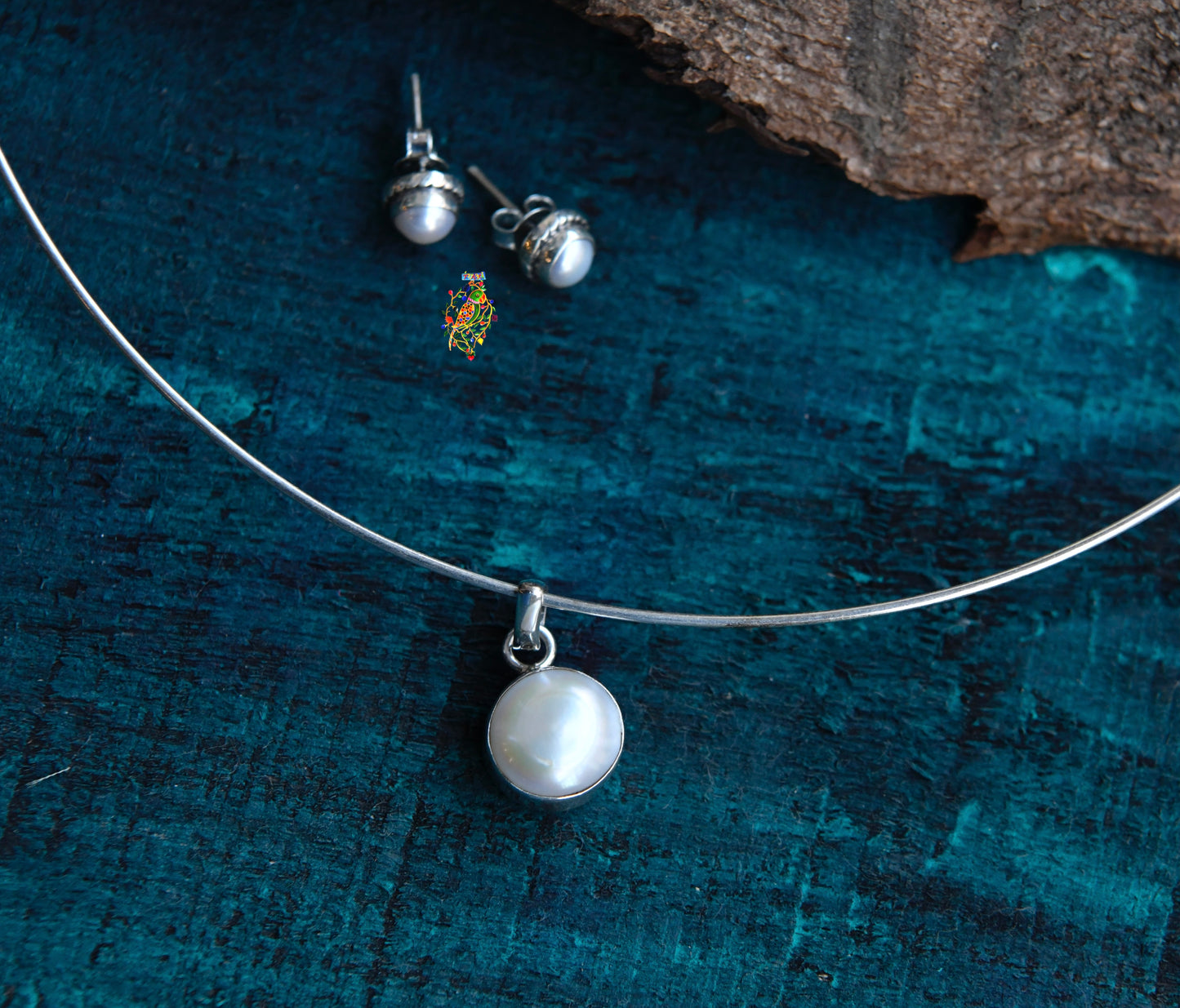 Silver Pearl Set with Hasli