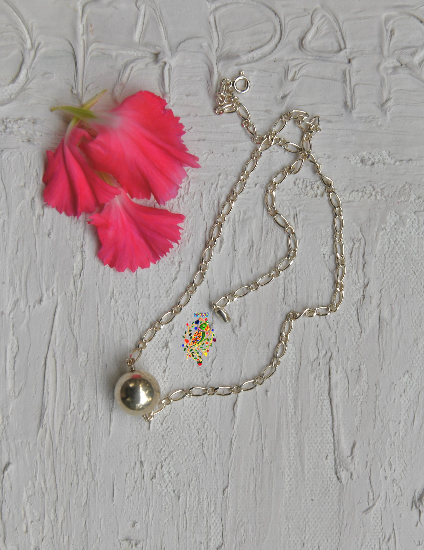 Silver Ball In Chain