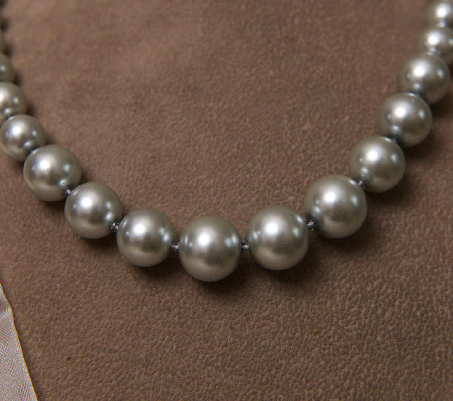 Silver Lining Graduated Pearls Necklace
