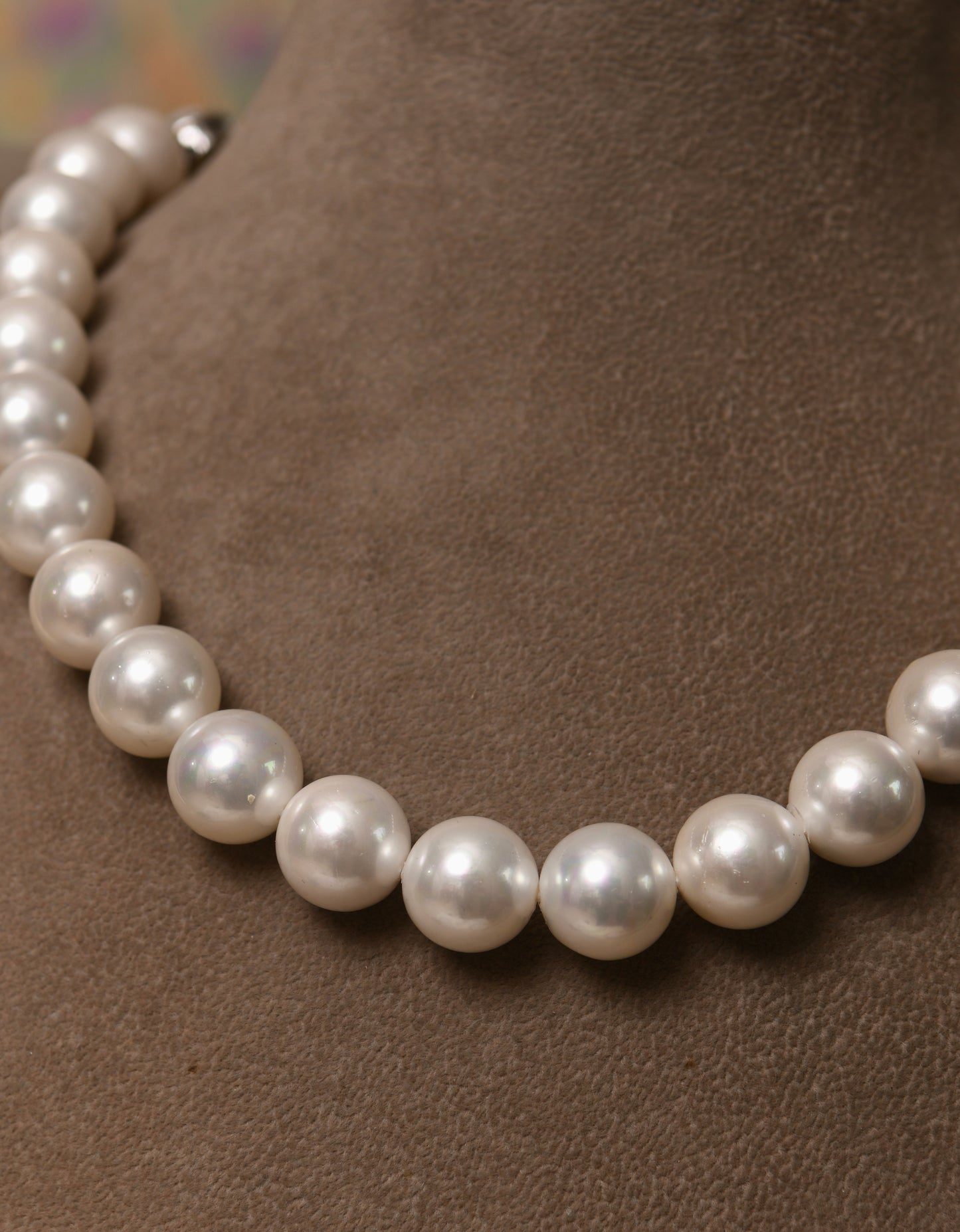 Ava Pearl Necklace (14 mm)