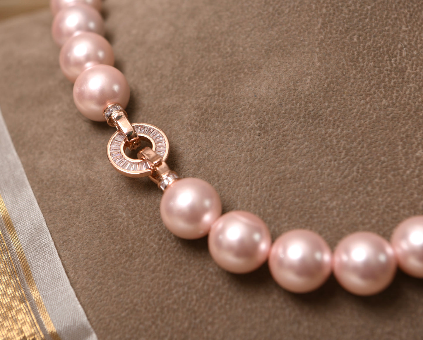 Sophia Pearls Necklace (14 mm)