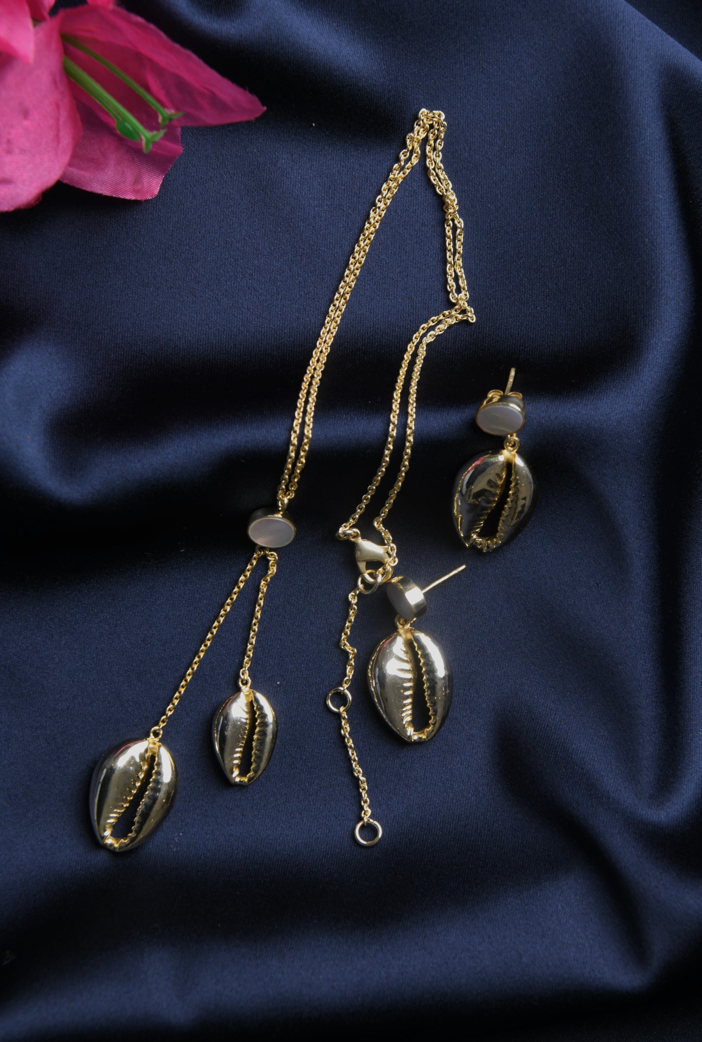 Serene Sands Necklace