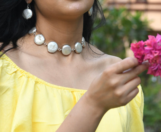 Royal Pearl Necklace
