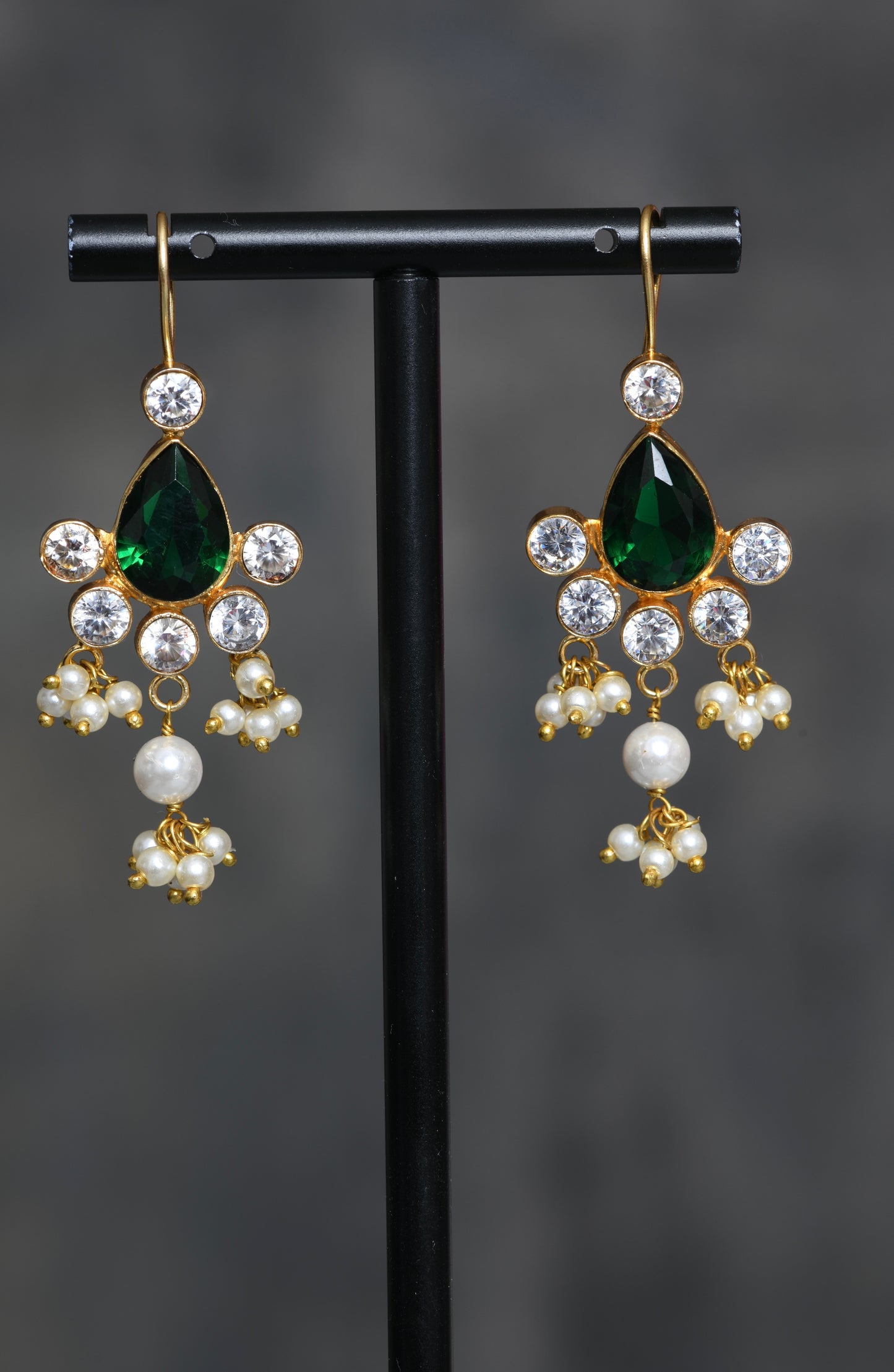 Emerald Drizzling Drops