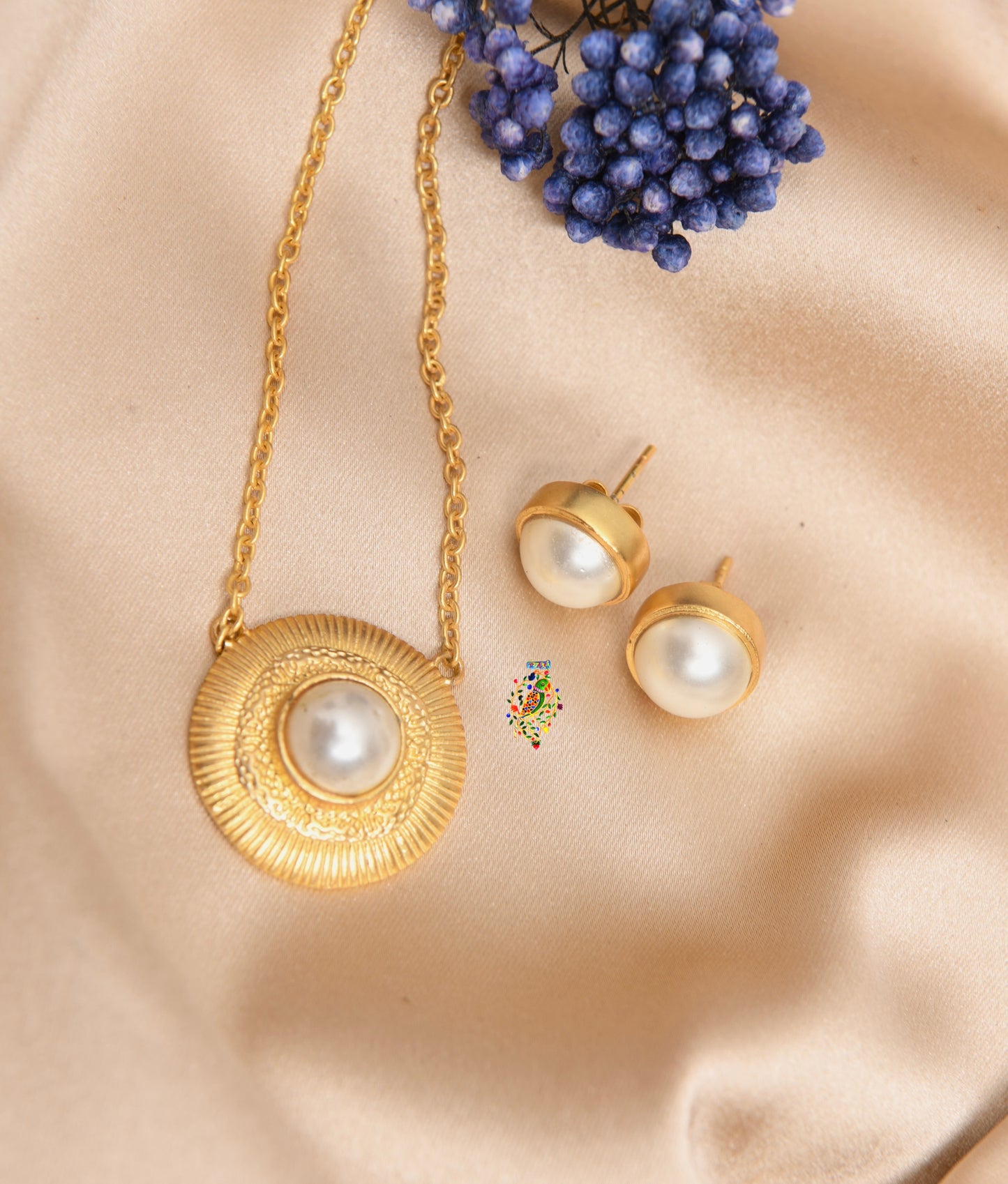 Luminous Pearl Set (2)