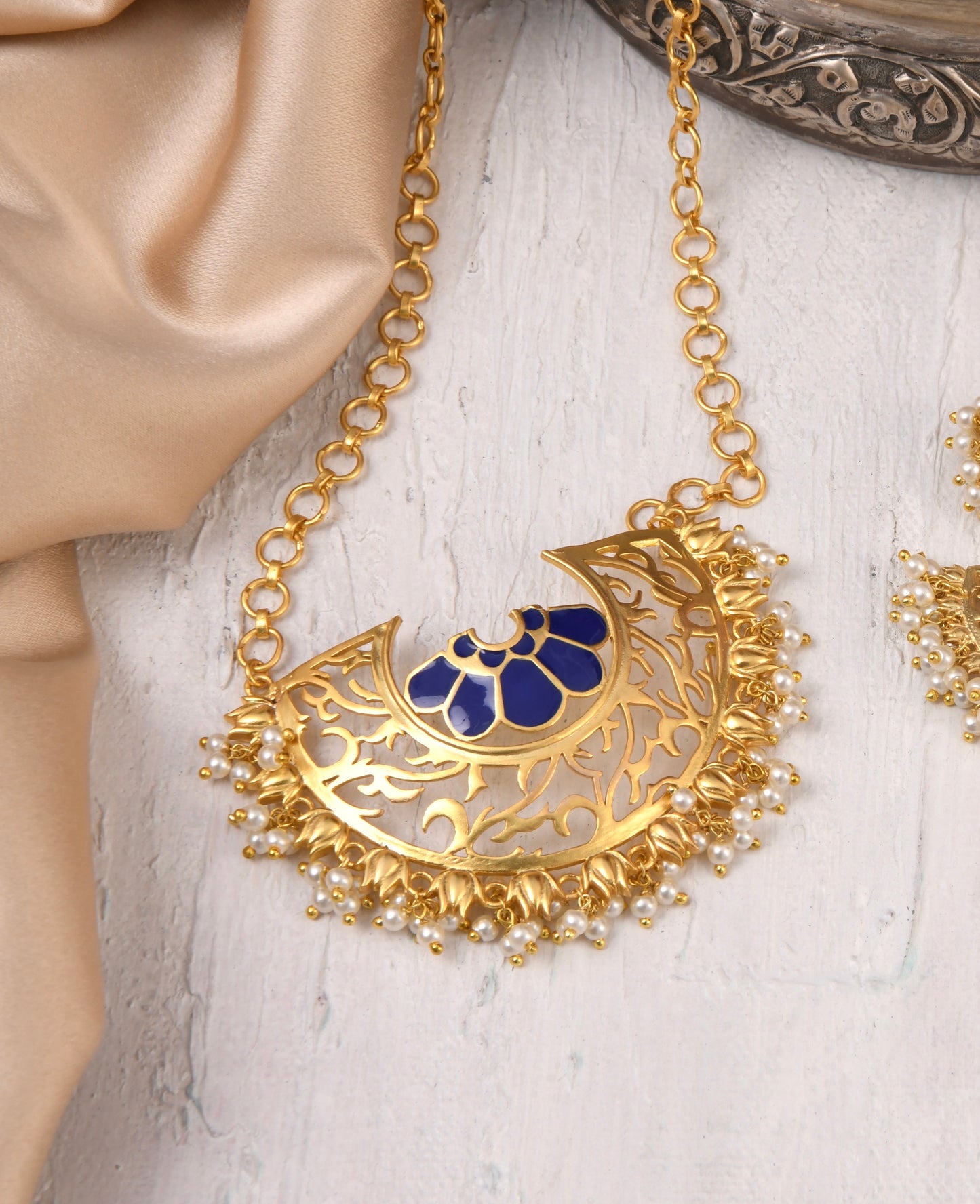 Mogra Necklace (Blue)