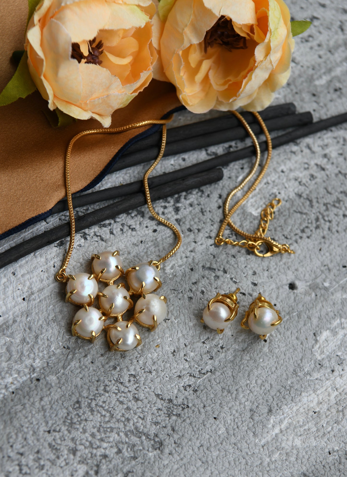 Pearl Blooms Set