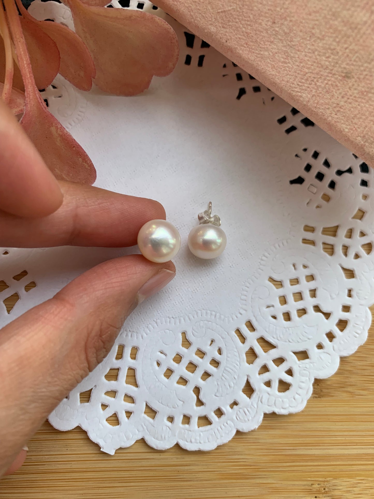 Freshwater Pearl Studs (11 mm)