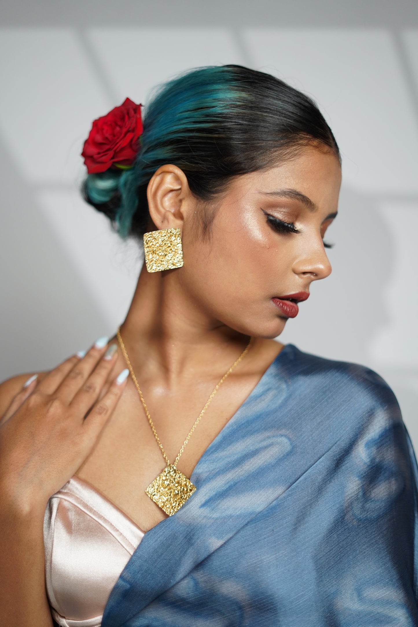 Gold Intrigue Earrings