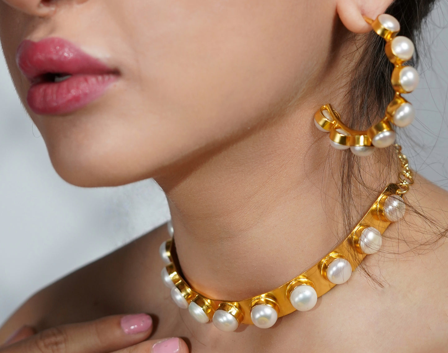 Emily Pearl Choker