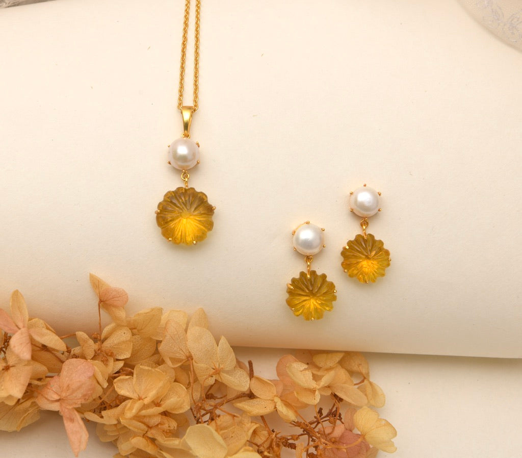 Bloomingdales Citrine Pendant Set