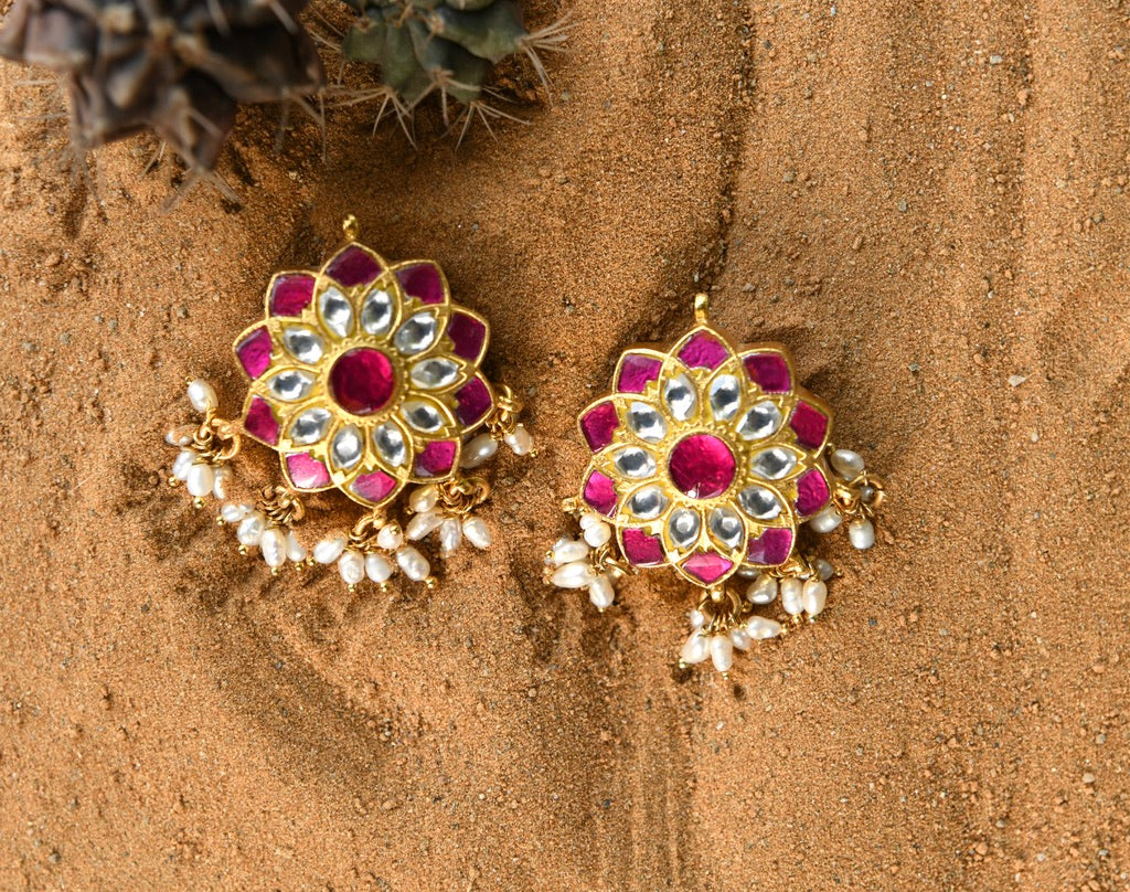 Kundan Shimmering Stars Studs