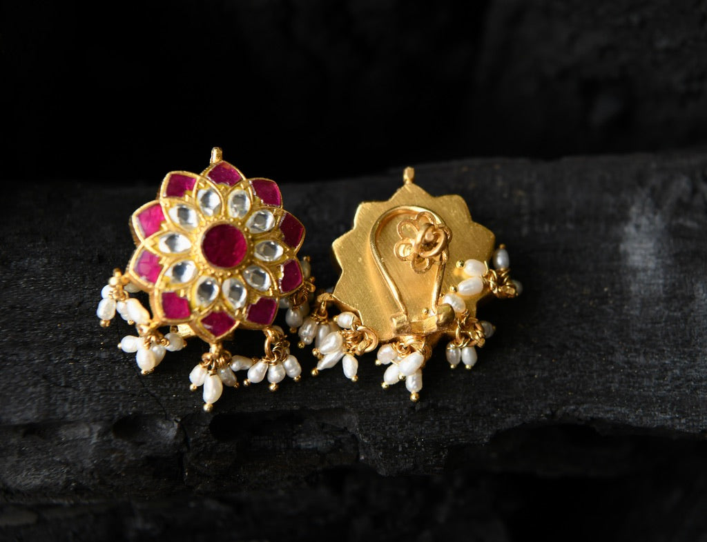 Kundan Shimmering Stars Studs