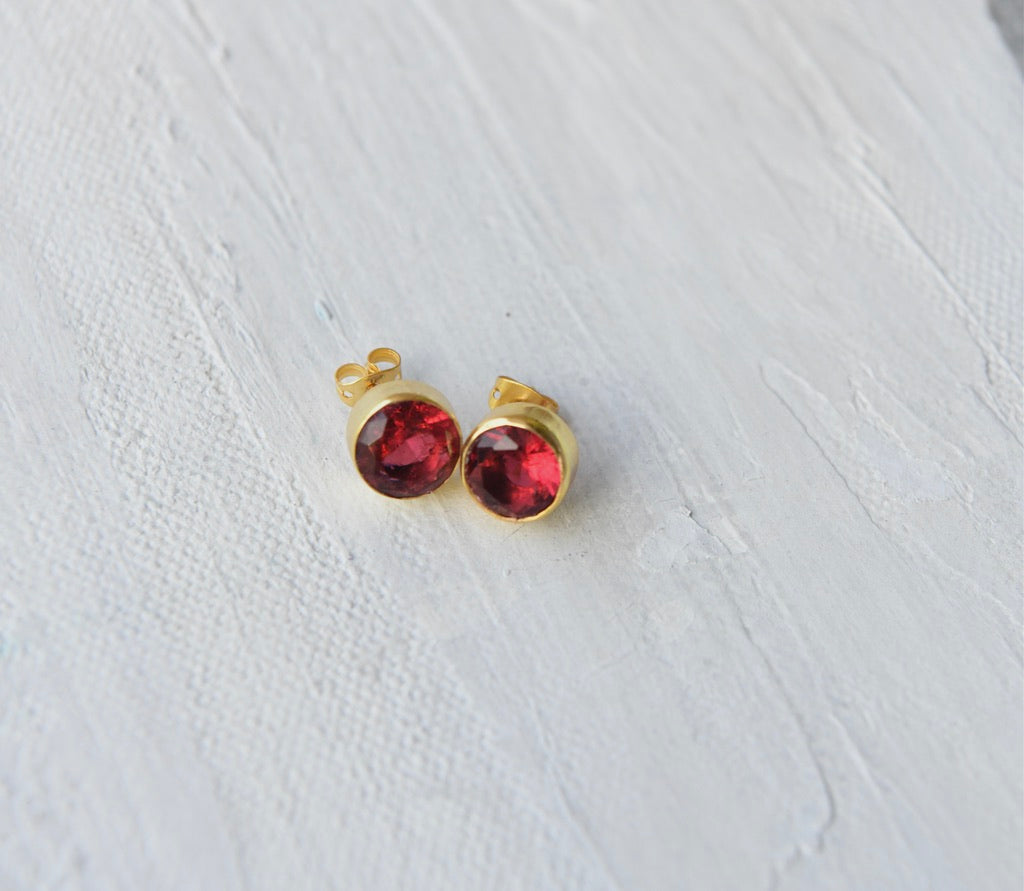 Ruby Dyna Studs
