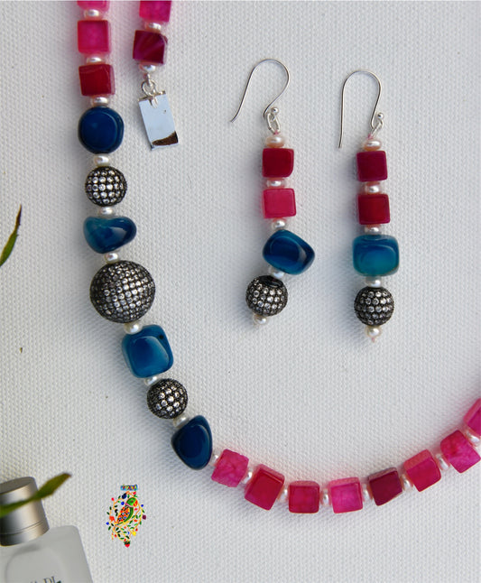 Pink Agates And Zircon Beads Necklace