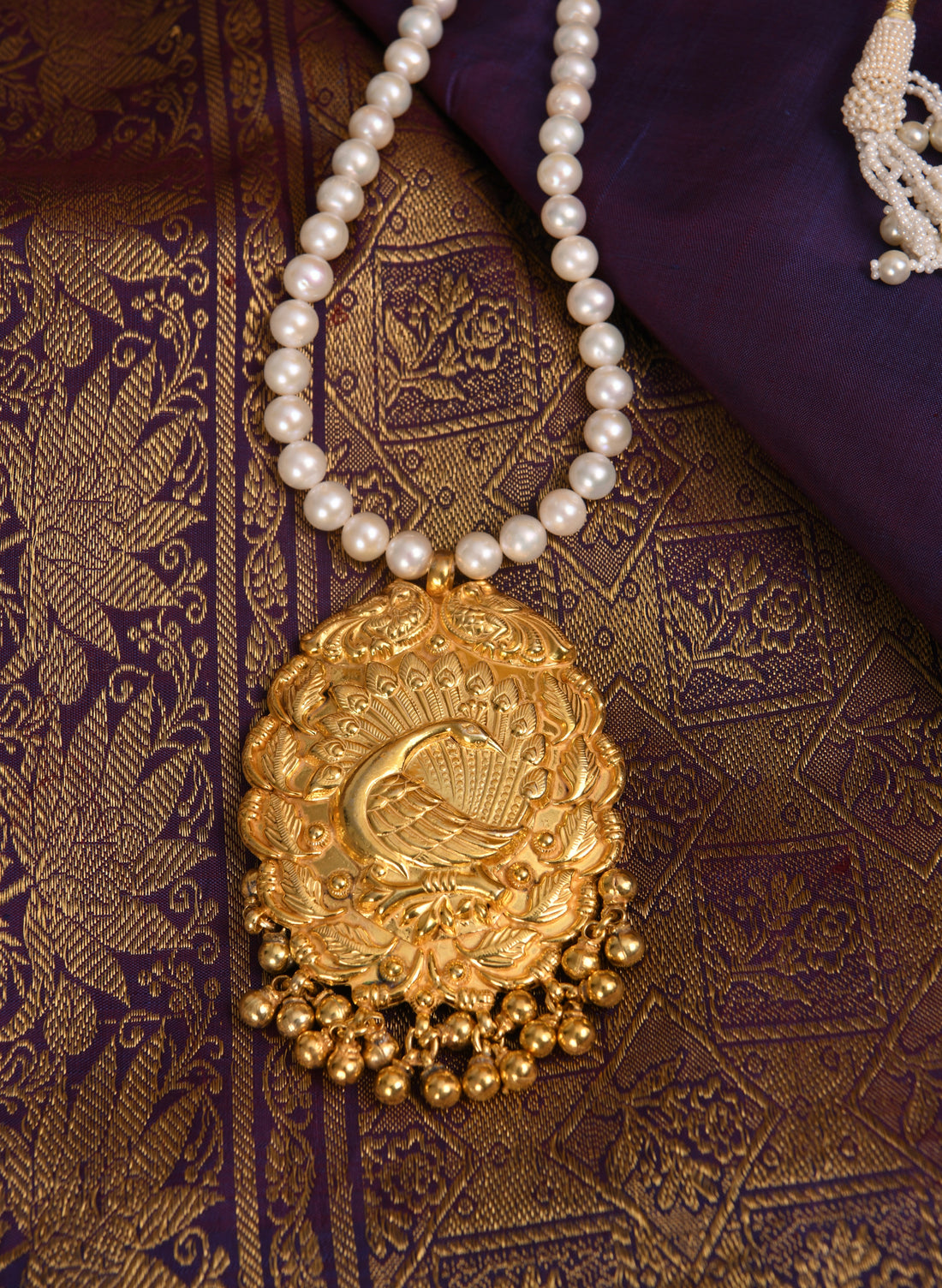 Indian Motifs in Jewellery
