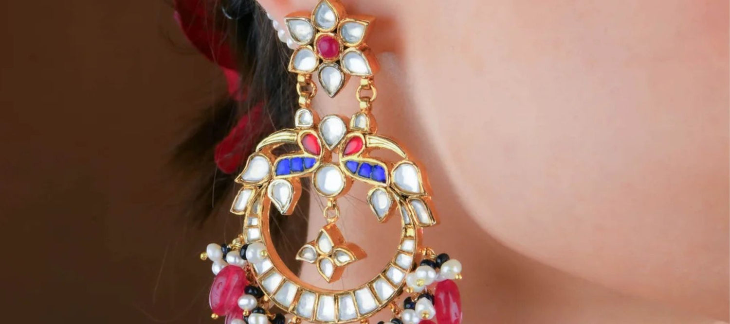 A kundan earring in silver perfect for ceremonial functions