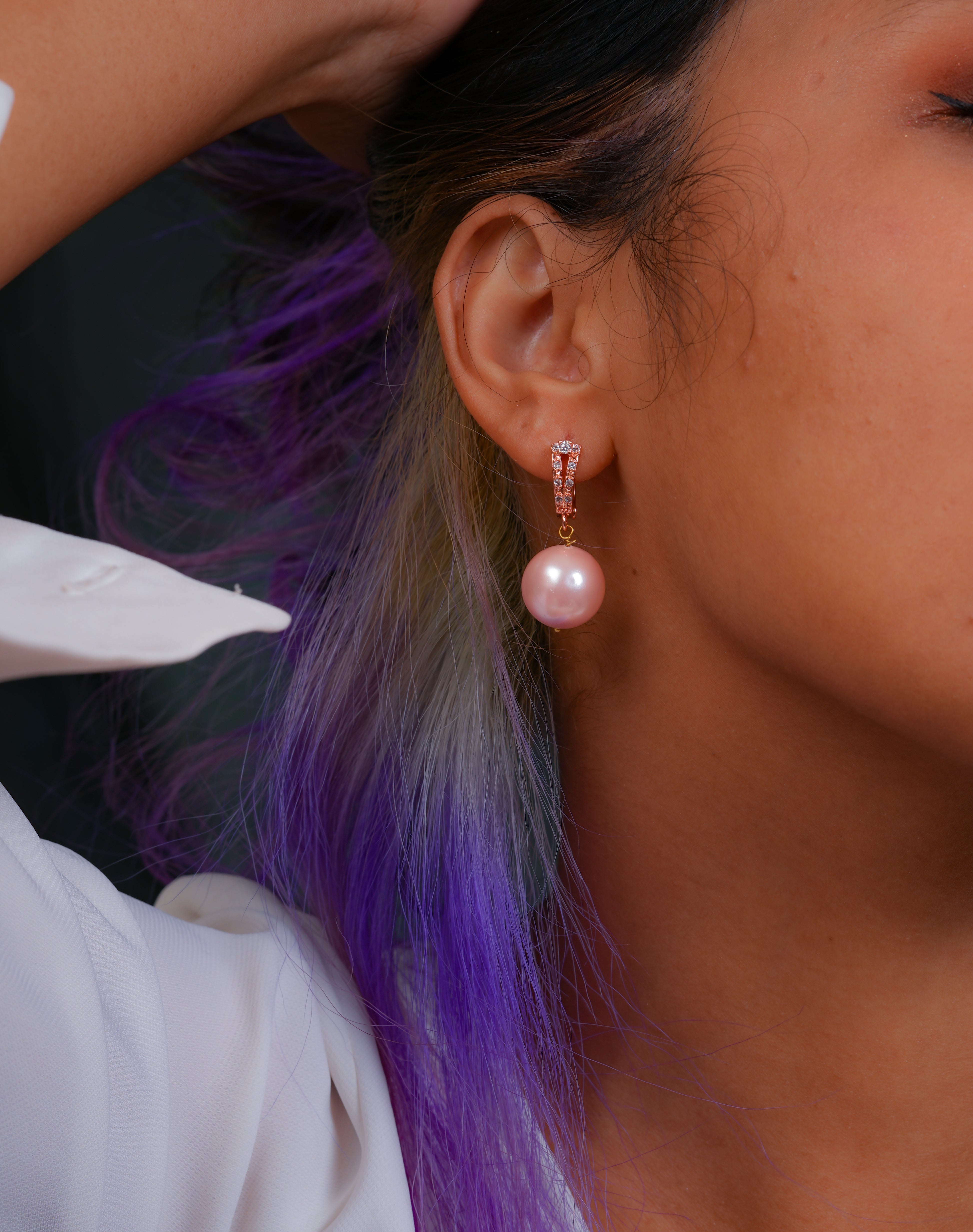 Buy Flower Shape Blue Heaven Earrings SP -83 Pearl Earring - Surat Diamond