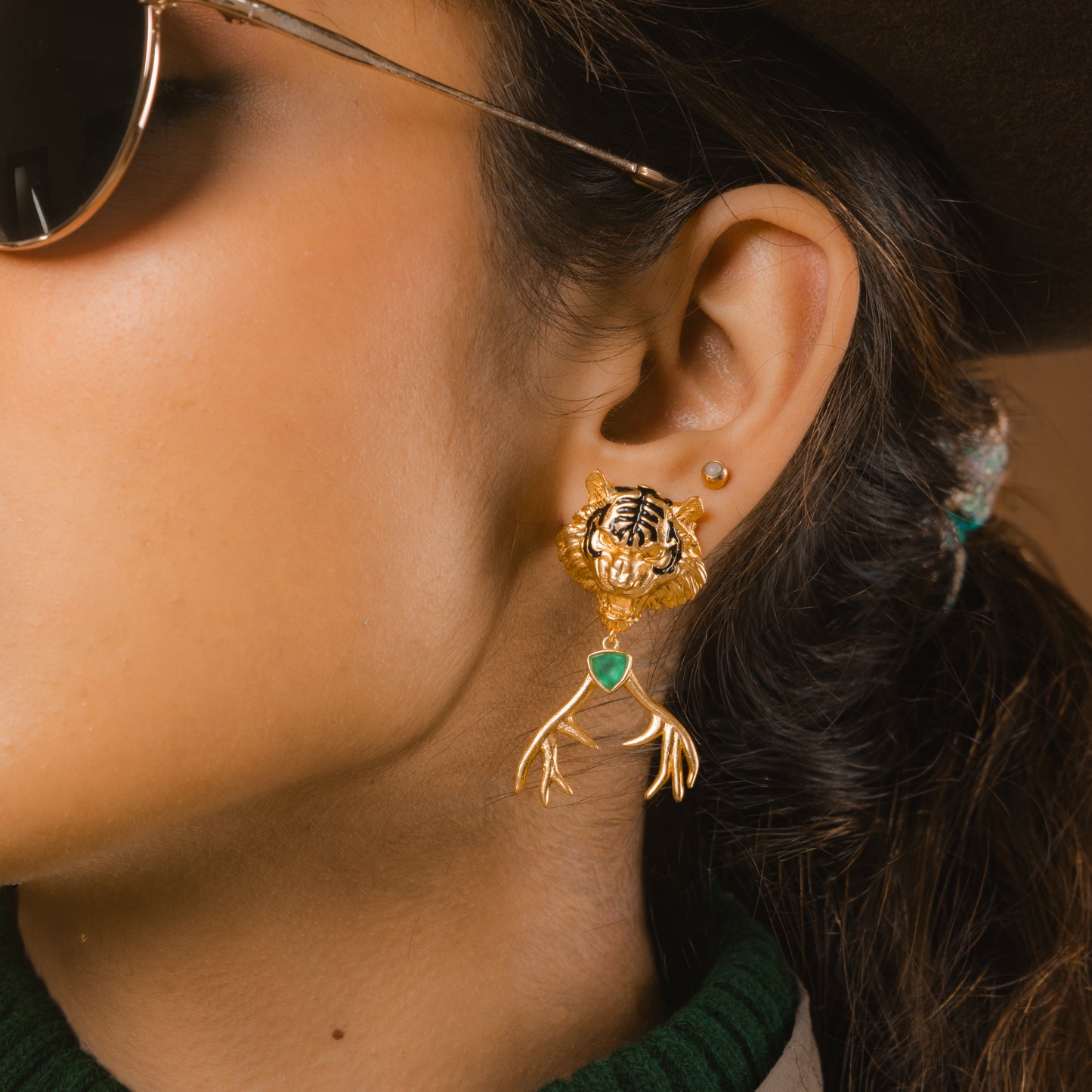 Corbett Romeo Hunting A Deer Studs